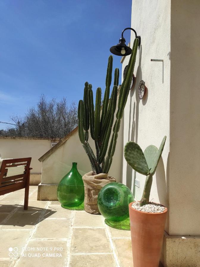 Masseria Li Vecchi Squinzano Exterior foto